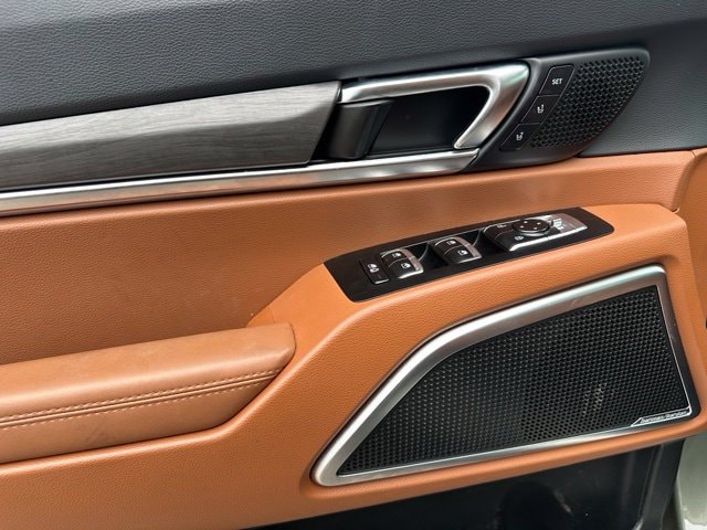 2024 Kia Telluride SX X-Line — photo 18 of 33