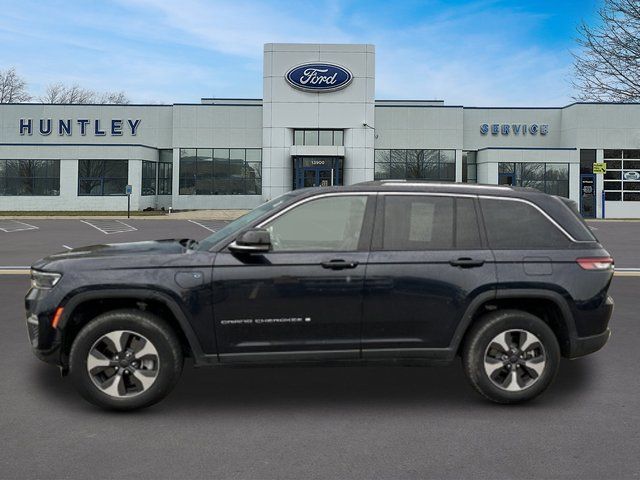 2022 Jeep Grand Cherokee 4xe — photo 7 of 29