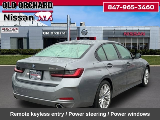 2023 BMW 3 Series 330e xDrive — photo 7 of 23