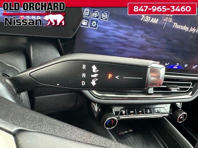 2025 Chevrolet Equinox EV RS — photo 18 of 22