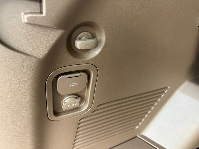 2024 Kia EV9 GT-Line — photo 15 of 43