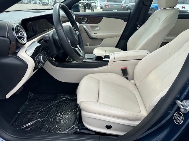 2021 Mercedes-Benz CLA CLA 250 — photo 19 of 27