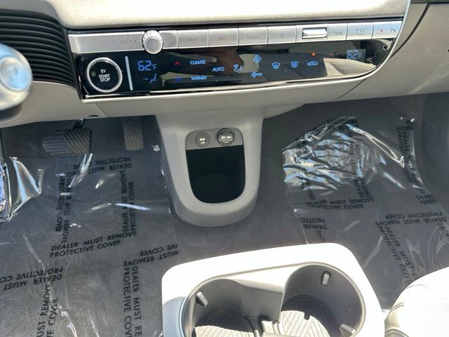 2024 Hyundai IONIQ 5 Limited — photo 26 of 39