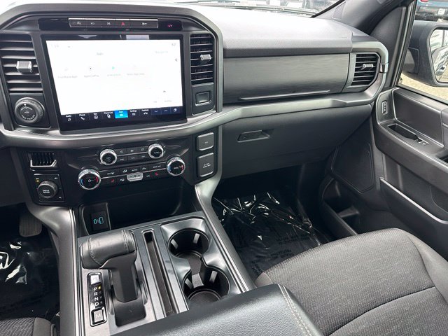 2024 Ford F-150 XLT — photo 15 of 33
