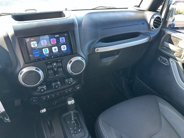 2016 Jeep Wrangler Unlimited Sahara — photo 15 of 25