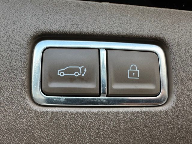 2024 Kia EV9 GT-Line — photo 16 of 43
