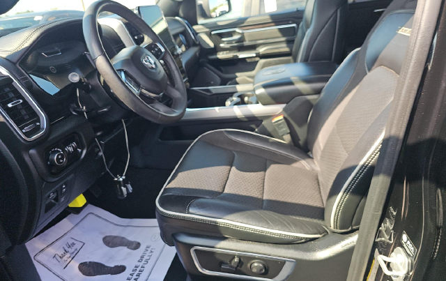 2025 Ram 1500 Laramie — photo 5 of 8