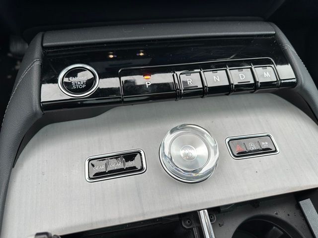 2025 Lincoln Navigator L Reserve — photo 28 of 41