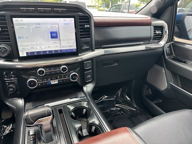 2023 Ford F-150 Lariat — photo 15 of 29