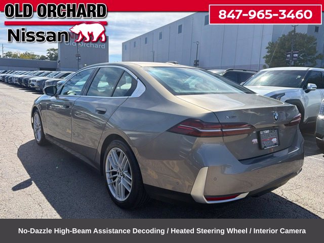 2024 BMW 5 Series 530i xDrive — photo 9 of 23