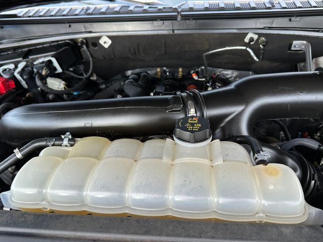 2022 Lincoln Navigator Reserve — photo 9 of 36