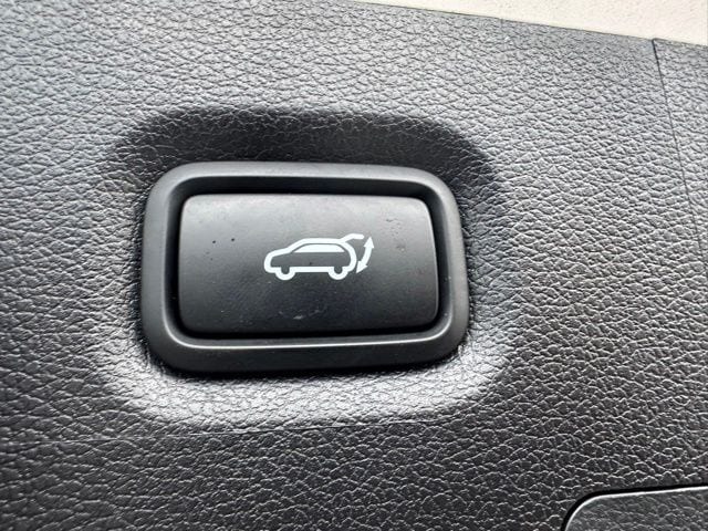 2022 Hyundai Santa Fe XRT — photo 11 of 26