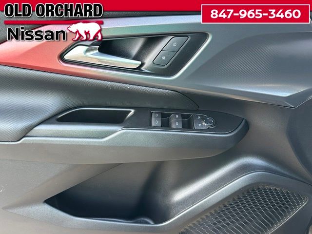 2024 Chevrolet Equinox EV RS — photo 10 of 21