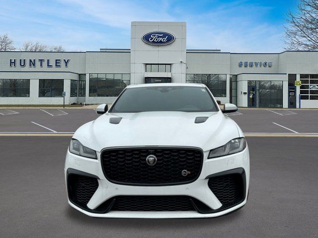2023 Jaguar F-PACE SVR — photo 3 of 23