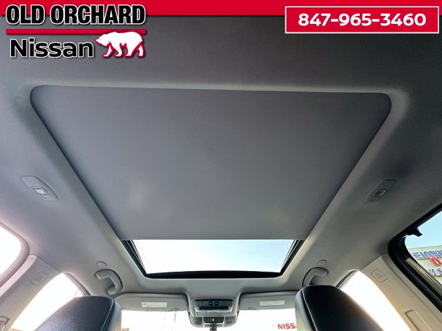 2023 Nissan Rogue SL — photo 15 of 22
