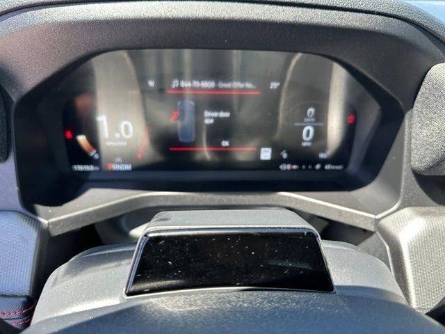 2025 Ford Explorer ST — photo 31 of 38