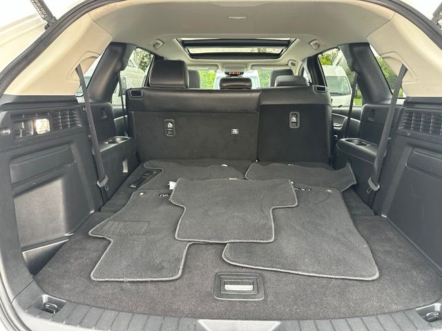 2025 Mazda CX-90 3.3 Turbo Premium — photo 11 of 34