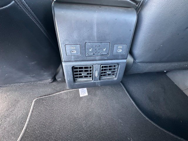 2023 Toyota bZ4X Limited — photo 15 of 24