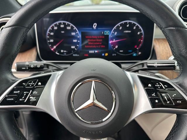 2024 Mercedes-Benz GLC GLC 300 — photo 29 of 31