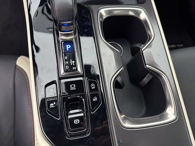 2024 LEXUS NX 350 Premium — photo 23 of 30
