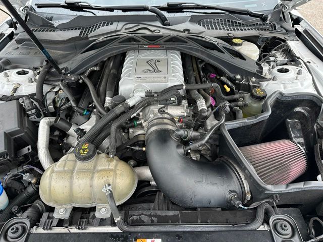 2021 Ford Mustang Shelby GT500 — photo 33 of 49