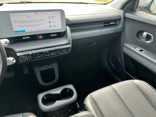 2023 Hyundai IONIQ 5 Limited — photo 19 of 38