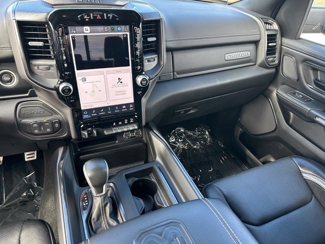 2023 Ram 1500 Laramie — photo 15 of 33