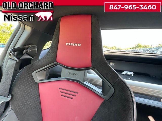 2025 Nissan Z Nismo — photo 14 of 23