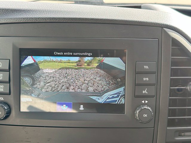 2023 Mercedes-Benz Metris Passenger — photo 22 of 26