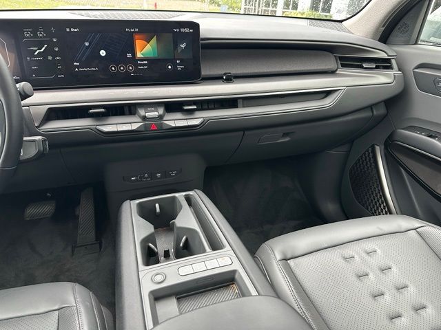 2024 Kia EV9 Wind — photo 18 of 44