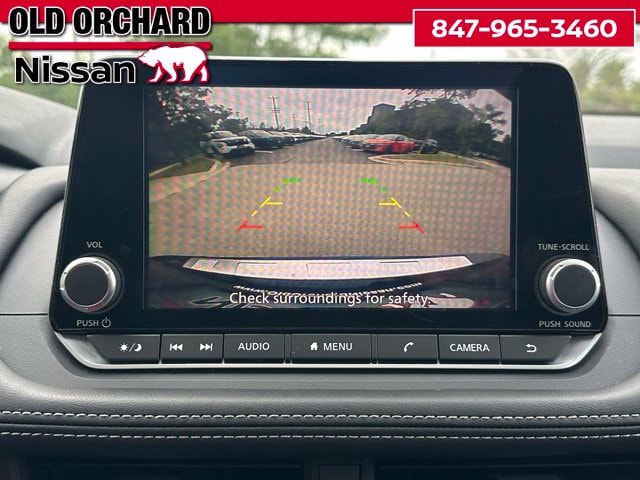 2024 Nissan Rogue SV — photo 18 of 22