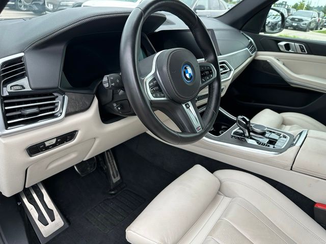 2022 BMW X5 xDrive45e — photo 39 of 46