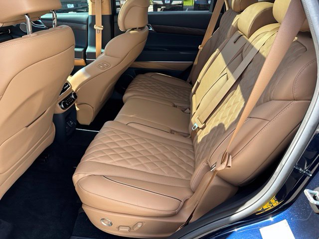 2024 Genesis GV80 3.5T — photo 16 of 40