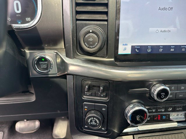 2023 Ford F-150 Lariat — photo 20 of 30