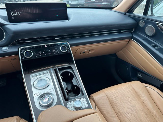 2022 Genesis GV80 2.5T — photo 20 of 39