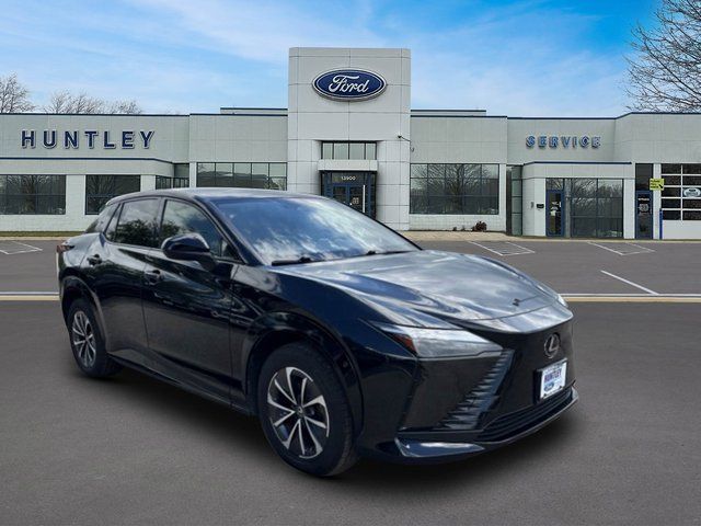 2023 LEXUS RZ 450e Premium — photo 4 of 27