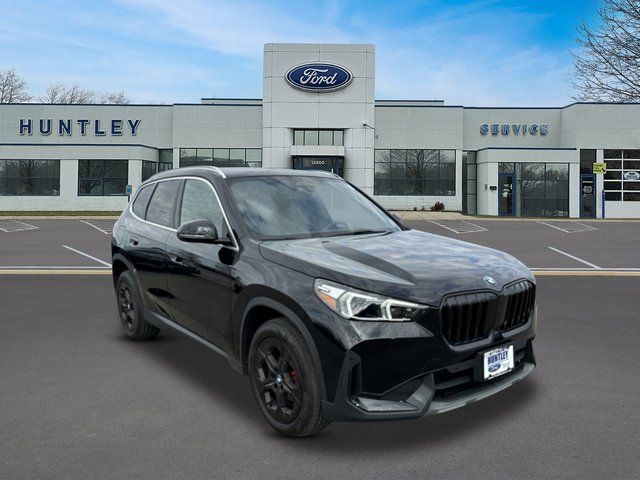 2023 BMW X1 xDrive28i — photo 4 of 28