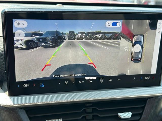 2025 Ford Explorer Platinum — photo 35 of 38