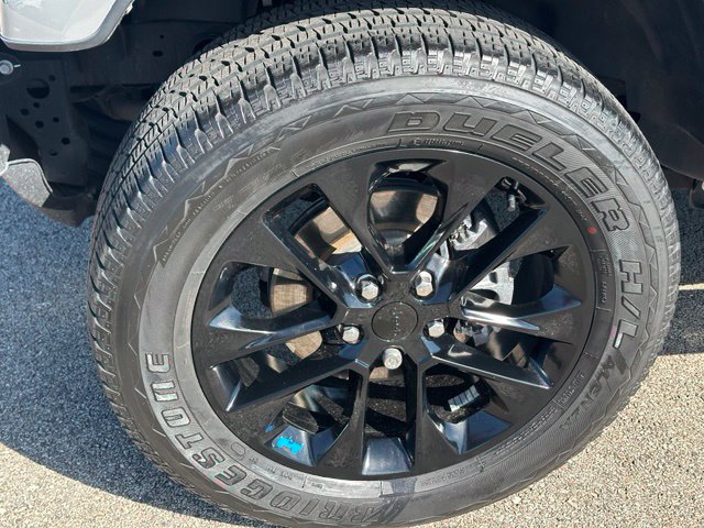 2023 Jeep Wrangler Sahara 4xe — photo 8 of 34