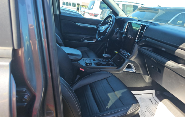 2024 Ford Ranger Lariat — photo 6 of 9