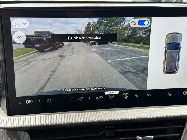 2025 Ford Explorer ST-Line — photo 28 of 31