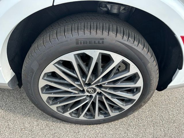2026 Hyundai Palisade Calligraphy — photo 8 of 43