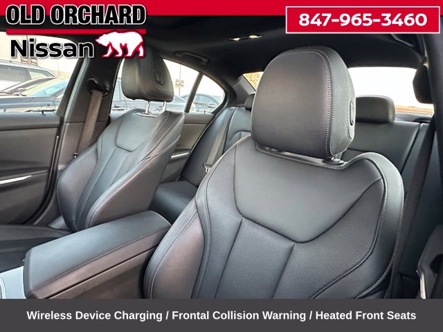 2024 BMW 3 Series 330i xDrive — photo 12 of 23