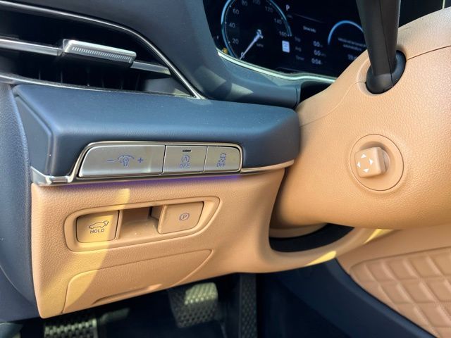 2023 Genesis GV80 3.5T — photo 22 of 38