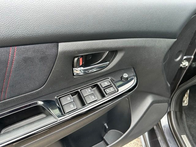 2019 Subaru WRX STi — photo 17 of 31