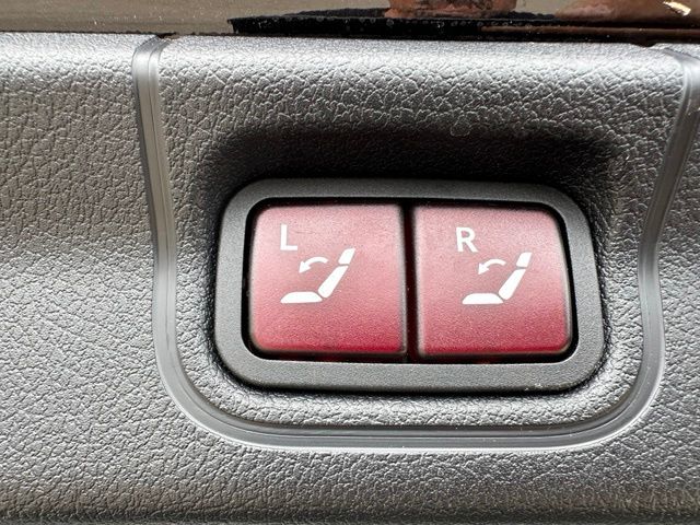 2023 Mercedes-Benz EQE 350 Sedan — photo 11 of 33
