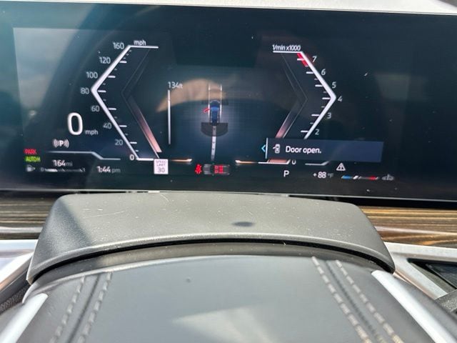 2025 BMW X5 xDrive40i — photo 30 of 31