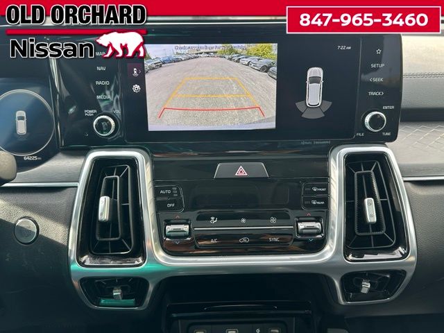 2023 Kia Sorento SX — photo 18 of 22