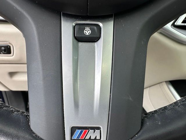 2022 BMW X5 M50i — photo 27 of 49