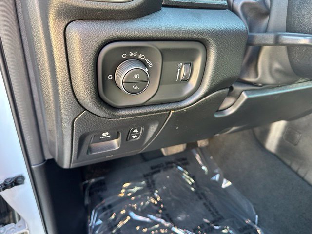 2023 Ram 1500 Big Horn/Lone Star — photo 20 of 28